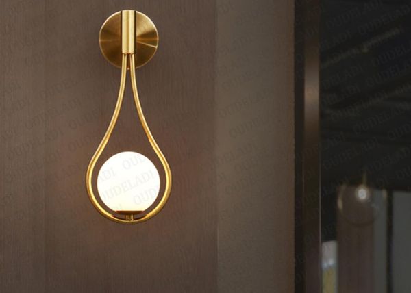северная личность creative creative гостиная металлическая настенная лампа мода современной минималистской модели прицел стекло стена стена
северная личность creative creative гостиная металлическая настенная лампа мода современной минималистской модели прицел стекло стена стена