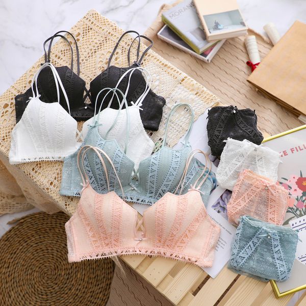 japanese and korean girl lace underwear women gathered no steel ring back adjustable bra suit, Red;black
japanese and korean girl lace underwear women gathered no steel ring back adjustable bra suit, Red;black