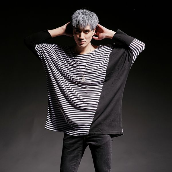 2021 men will see big striped patchwork streetwear nightclub hip hop singer t-shirts of men's stage attire v5u1, White;black
2021 men will see big striped patchwork streetwear nightclub hip hop singer t-shirts of men's stage attire v5u1, White;black