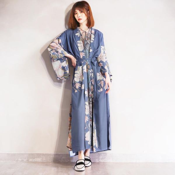 2020 bohemian v neck peacock flower print long kimono shirt ethnic new lacing up sashes long cardigan loose blouse femme, White
2020 bohemian v neck peacock flower print long kimono shirt ethnic new lacing up sashes long cardigan loose blouse femme, White