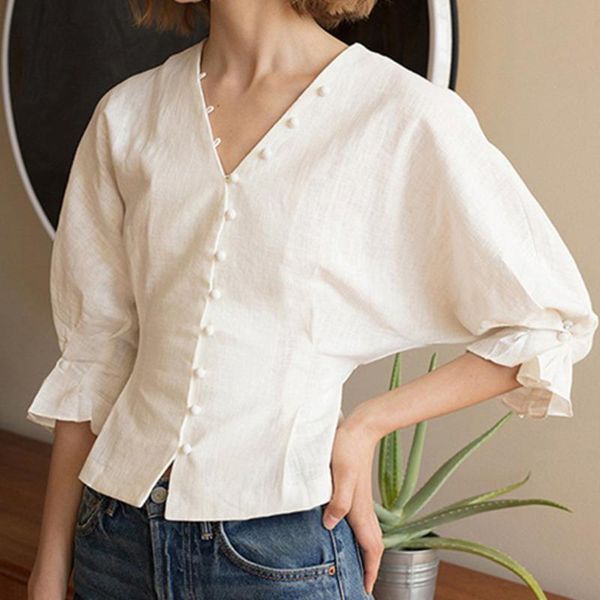 women's white shirt blouse autumn 2021 chic korean v-neck blouses vintage button shirts elegant casual office ladies blusa
women's white shirt blouse autumn 2021 chic korean v-neck blouses vintage button shirts elegant casual office ladies blusa