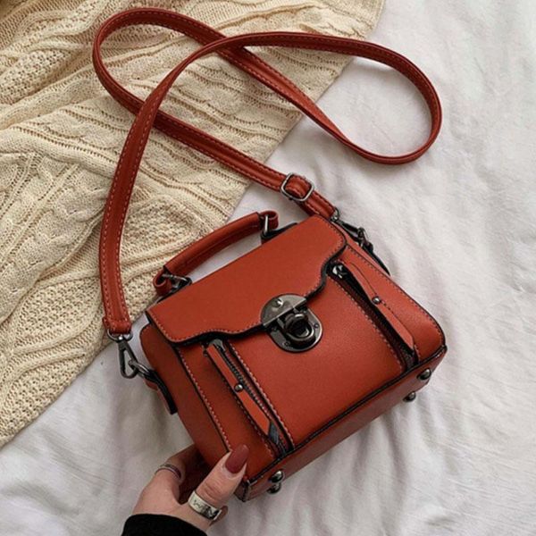 high grade women's bag fashionable small square bag comfortable business single shoulder messenger young handbag
high grade women's bag fashionable small square bag comfortable business single shoulder messenger young handbag