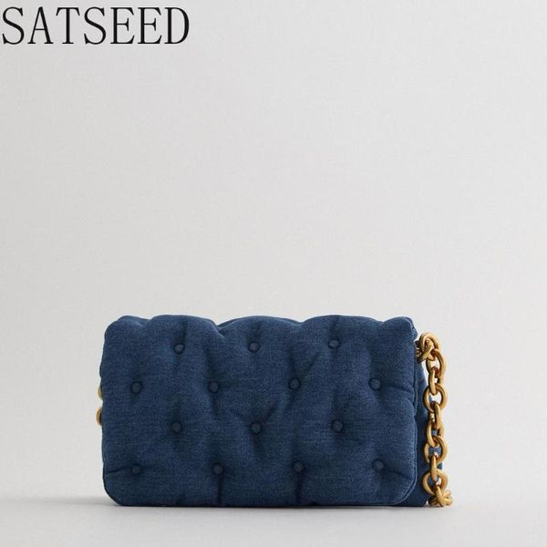 2020 female bag thick chain new blue oversized denim quilted one-shoulder messenger bag soft and warm autumn bes women
2020 female bag thick chain new blue oversized denim quilted one-shoulder messenger bag soft and warm autumn bes women