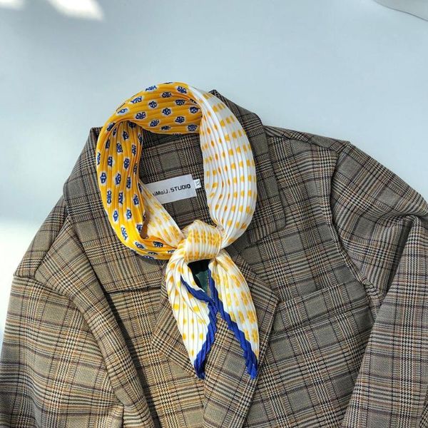 scarves 70*70cm korea fashionable multicolor printed square silk for ladies pleated foulard headscarves girl apparel accessories, Blue;gray
scarves 70*70cm korea fashionable multicolor printed square silk for ladies pleated foulard headscarves girl apparel accessories, Blue;gray