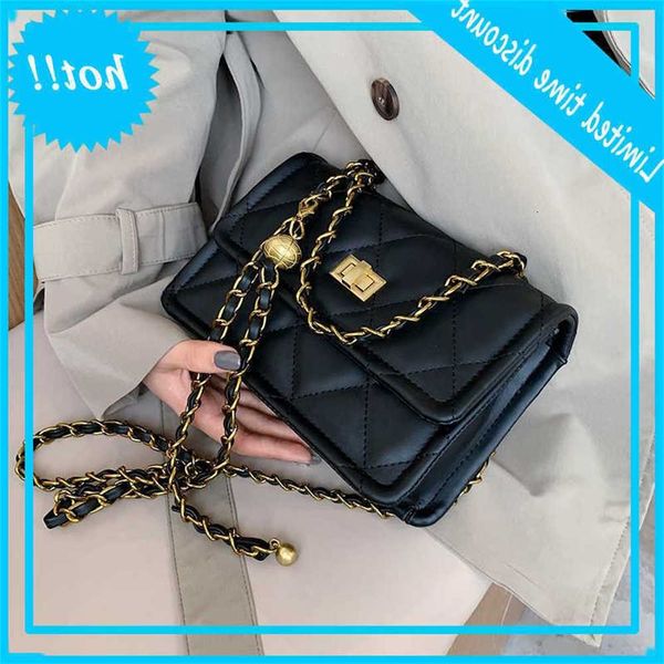 small pu leather crossbody bags 2021 classic shoulder handbags women trend chains handbag bag for girls 30-year-old
small pu leather crossbody bags 2021 classic shoulder handbags women trend chains handbag bag for girls 30-year-old