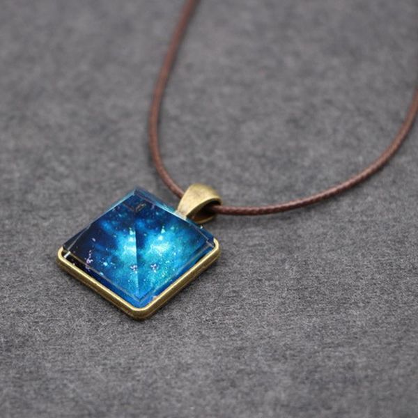 pendant necklaces 1pcs boho woman ethnic handmade leather chain triangle starry natural noctiluca womens jewelry necklace n717, Silver
pendant necklaces 1pcs boho woman ethnic handmade leather chain triangle starry natural noctiluca womens jewelry necklace n717, Silver