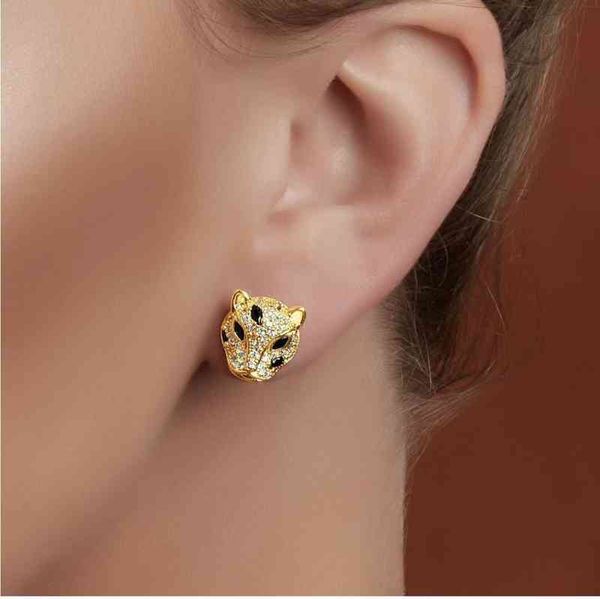 gold color white black cz paved cool animal design leopard jaguar stud earring for women, Golden
gold color white black cz paved cool animal design leopard jaguar stud earring for women, Golden
