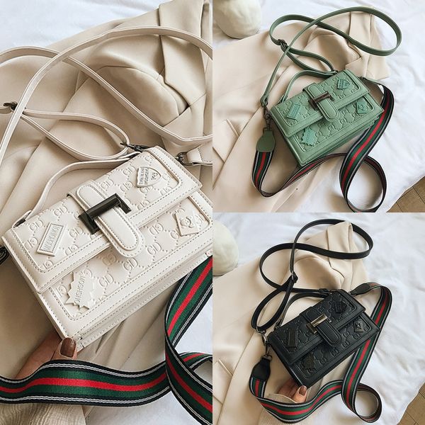 6mtem square red women's 2020 bag square fashion korean foreign style small ck versatile ins small texture bag net broadband messenger
6mtem square red women's 2020 bag square fashion korean foreign style small ck versatile ins small texture bag net broadband messenger