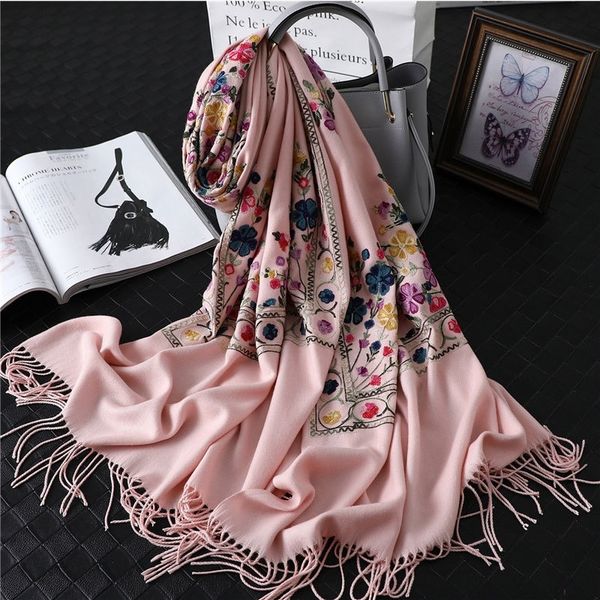 2019 designer brand women scarf winter embroidery cashmere scarves lady shawls and wraps female blanket pashmina foulard femme t200225, Blue;gray
2019 designer brand women scarf winter embroidery cashmere scarves lady shawls and wraps female blanket pashmina foulard femme t200225, Blue;gray