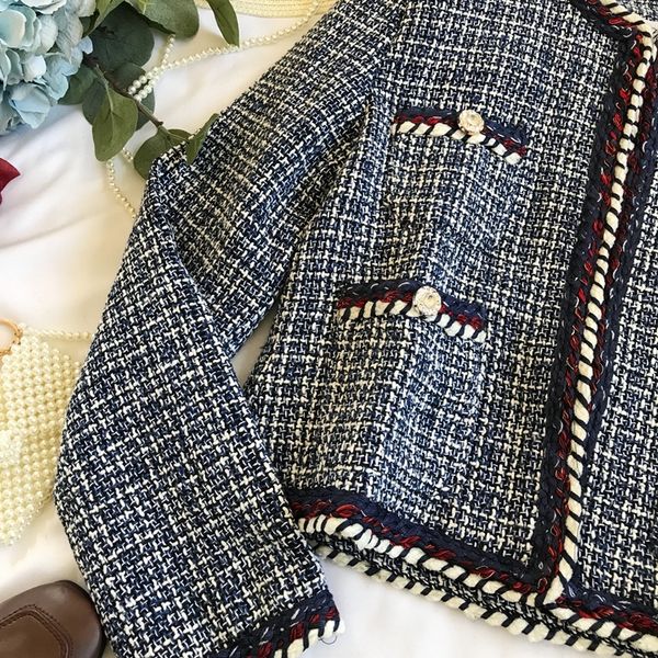 spring autumn knitted pocket talon-neck blazer feminine fashionable lady suit is6m, White;black
spring autumn knitted pocket talon-neck blazer feminine fashionable lady suit is6m, White;black