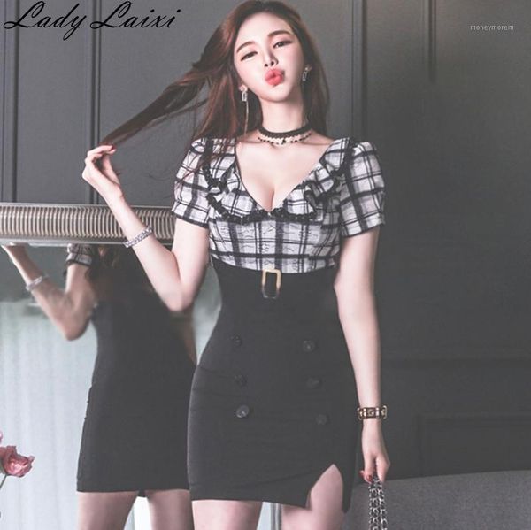 deep v-neck plaid black patchwork high waist mini bodycon pencil dress ruffles short sleeve female club dress1, Black;gray
deep v-neck plaid black patchwork high waist mini bodycon pencil dress ruffles short sleeve female club dress1, Black;gray