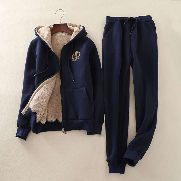 autumn and winter cashmere thickened suit women's large student sportswear warm coat plus fleece hooded sweater set, Gray
autumn and winter cashmere thickened suit women's large student sportswear warm coat plus fleece hooded sweater set, Gray