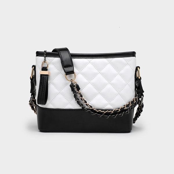 guangzhou women's new color matching lingge vagrant xiaoxiangfeng one shoulder slung fashion versatile bucket bag women
guangzhou women's new color matching lingge vagrant xiaoxiangfeng one shoulder slung fashion versatile bucket bag women