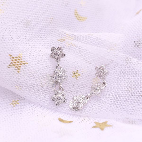 hengsheng s925 silver cross-border one product dropshipping plum string fashion korean style simple zircon ear studs womens earrings, Golden
hengsheng s925 silver cross-border one product dropshipping plum string fashion korean style simple zircon ear studs womens earrings, Golden