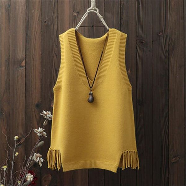2020 autumn winter solid sweaters women sleeveless tassel v neck casual vest korean knitted all match pullovers pz2656, Black;white
2020 autumn winter solid sweaters women sleeveless tassel v neck casual vest korean knitted all match pullovers pz2656, Black;white