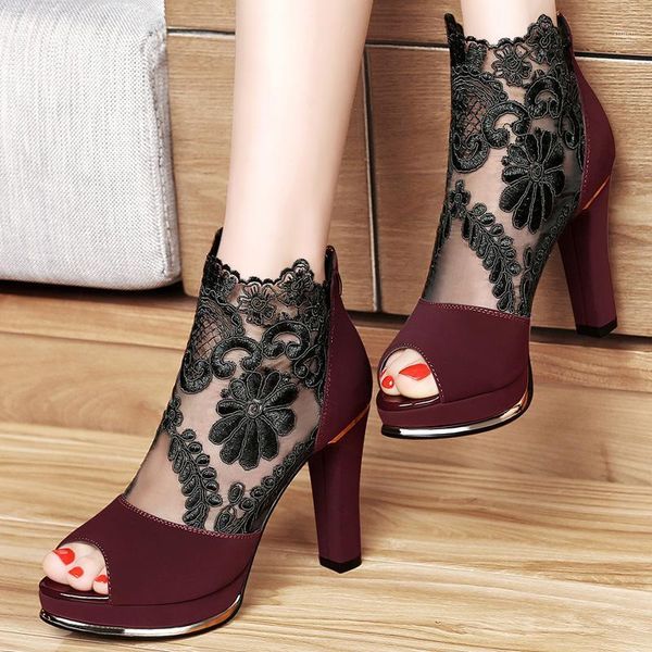 dress shoes drop 2021 high-heeled women with coarse gauze lace fish mouth sandals sandals1, Black
dress shoes drop 2021 high-heeled women with coarse gauze lace fish mouth sandals sandals1, Black