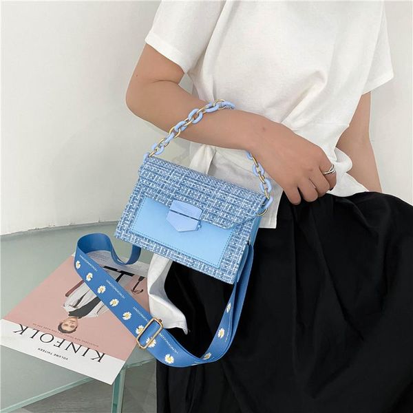 2020 broadband messenger bag fashion small square bag wild check color shoulder
2020 broadband messenger bag fashion small square bag wild check color shoulder