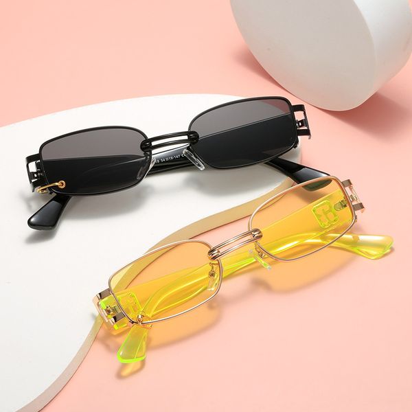 wu yifan co branded the same fashion metal ring concave sunglasses men's and women's square glasses designer jjkd, White;black
wu yifan co branded the same fashion metal ring concave sunglasses men's and women's square glasses designer jjkd, White;black