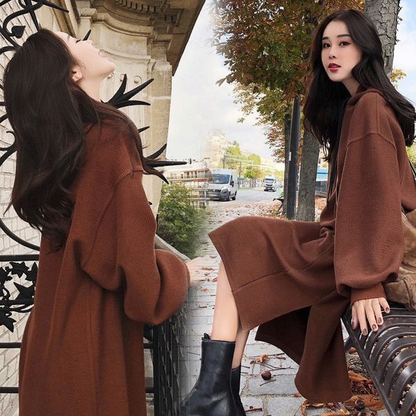 2021 new women's blouse clothes autumn winter dressed in straight-line polyester velo medium fashion and casual style with hoodie 2eta, Black;gray
2021 new women's blouse clothes autumn winter dressed in straight-line polyester velo medium fashion and casual style with hoodie 2eta, Black;gray