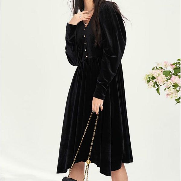 casual dresses retro fashion french style v-neck puff sleeve black dress elegant velvet mid women autumn outfit vestidos mujer 2021 1, Black;gray
casual dresses retro fashion french style v-neck puff sleeve black dress elegant velvet mid women autumn outfit vestidos mujer 2021 1, Black;gray