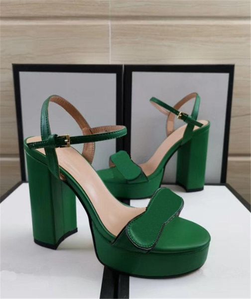 Womens Fashion summer outdoor sandals pure color leather sandal Suede Buckle gold black red ladies spike shoes Party high heels cool
Womens Fashion summer outdoor sandals pure color leather sandal Suede Buckle gold black red ladies spike shoes Party high heels cool
