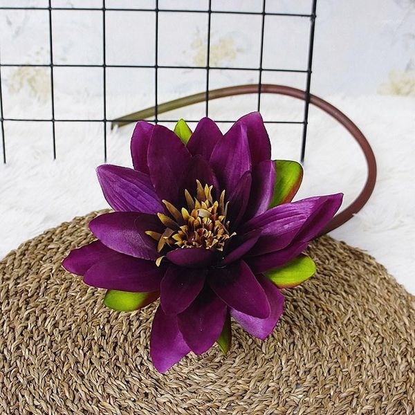 decorative flowers & wreaths single lotus flower branch silk artificial for party wedding decoration home vase christmas decor1
decorative flowers & wreaths single lotus flower branch silk artificial for party wedding decoration home vase christmas decor1