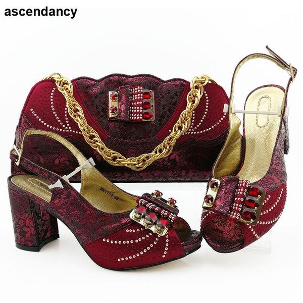 latest design african women shoes and bag set for party wedding wedding shoes bride cristal matching and bag set in heels1, Black
latest design african women shoes and bag set for party wedding wedding shoes bride cristal matching and bag set in heels1, Black