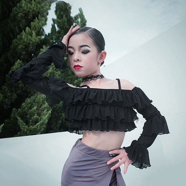 new falbala latina dance clothes for kids black crop kids latin ballroom costume tango sumba dance tap dance wear jl1359, Black;red
new falbala latina dance clothes for kids black crop kids latin ballroom costume tango sumba dance tap dance wear jl1359, Black;red
