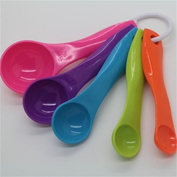 5pcs/lot measuring spoon set with scale food grade measuring kitchen baking cooking tool mini kit wx9-777 218 g2
5pcs/lot measuring spoon set with scale food grade measuring kitchen baking cooking tool mini kit wx9-777 218 g2