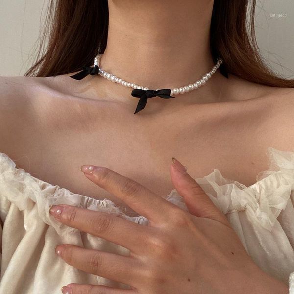 chokers kpop retro pearl black bow necklace short clavicle chain choker for woman girls elegant aesthetic party jewelry1, Golden;silver
chokers kpop retro pearl black bow necklace short clavicle chain choker for woman girls elegant aesthetic party jewelry1, Golden;silver