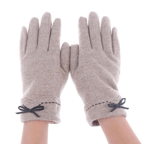 fashion elegant female wool touch screen gloves winter women warm cashmere full finger leather bow dotted embroidery gloves, Blue;gray
fashion elegant female wool touch screen gloves winter women warm cashmere full finger leather bow dotted embroidery gloves, Blue;gray