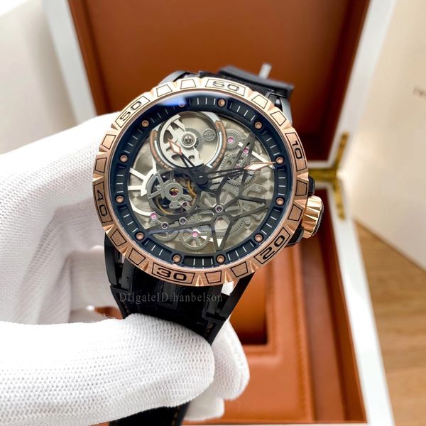 2021 new men quartz watch orologio di lusso automatic watches montre black skeleton dial rubber strap 46mm de un reloj para hombre relojes, Slivery;brown
2021 new men quartz watch orologio di lusso automatic watches montre black skeleton dial rubber strap 46mm de un reloj para hombre relojes, Slivery;brown