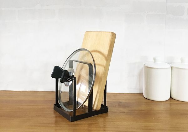 japanese style household goods iron kitchen pot cover cutting board shelf multi-functional japanese storage board pot cover shelf
japanese style household goods iron kitchen pot cover cutting board shelf multi-functional japanese storage board pot cover shelf
