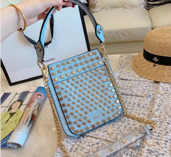 fashion bag 2020 female shoulder bags woman sac bag rivet cowhide rank thin size retro special design p words
fashion bag 2020 female shoulder bags woman sac bag rivet cowhide rank thin size retro special design p words