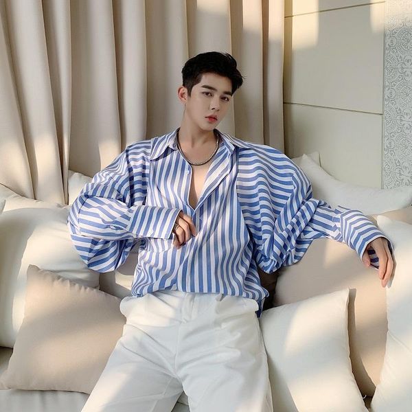 men's and women's wear 2020 spring summer blue white lantern long sleeve stripe shirt niche design oversize 9y14421, White;black
men's and women's wear 2020 spring summer blue white lantern long sleeve stripe shirt niche design oversize 9y14421, White;black