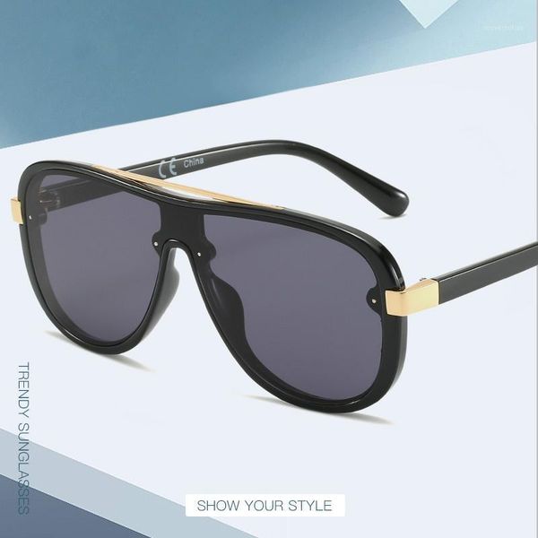 bluemoky tr90 oversized one piece polarized sunglasses men big sports goggle windproof outdoor uv400 driving shades sun glasses1, White;black
bluemoky tr90 oversized one piece polarized sunglasses men big sports goggle windproof outdoor uv400 driving shades sun glasses1, White;black