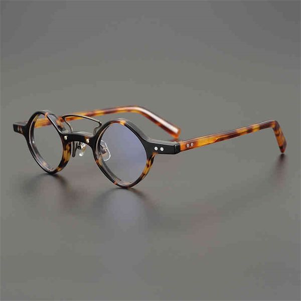 73% off factory sale hand-made small square can be matched with high myopia hawksbill plate men's and women's glasses frame, White;black
73% off factory sale hand-made small square can be matched with high myopia hawksbill plate men's and women's glasses frame, White;black