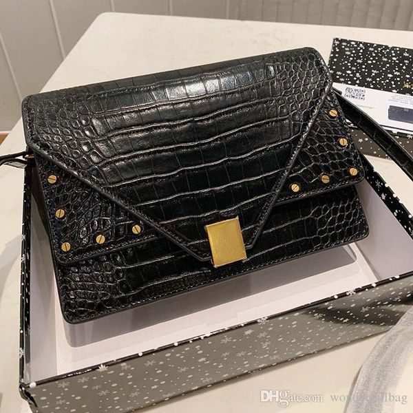 designer crossbody bag ladies message bag alligator handbag flap shoulder crossbody bag 24cm high quality
designer crossbody bag ladies message bag alligator handbag flap shoulder crossbody bag 24cm high quality