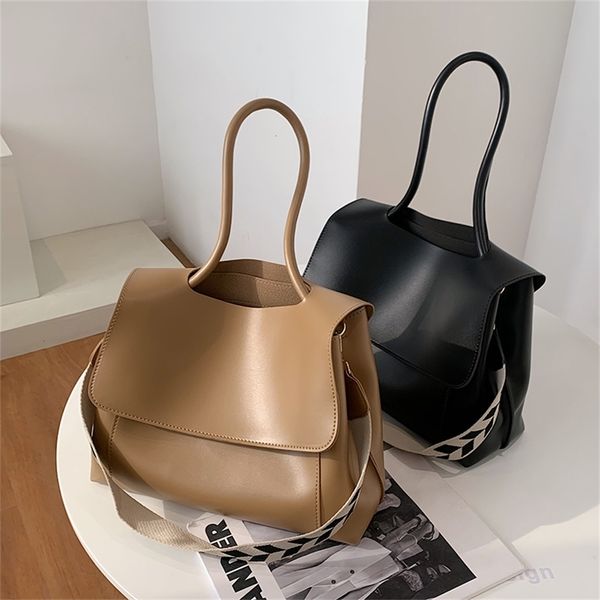 casual wide strap women shoulder bags designer handbags luxury soft pu leather crossbody messenger bag lady large capacity totes
casual wide strap women shoulder bags designer handbags luxury soft pu leather crossbody messenger bag lady large capacity totes