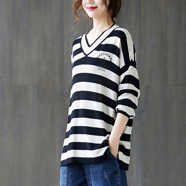 new artistic sweater for women in fall winter 2020 pullover pullover pulloverpulloverwith loose v-neck and long sleeve and versatile t-s, White;black
new artistic sweater for women in fall winter 2020 pullover pullover pulloverpulloverwith loose v-neck and long sleeve and versatile t-s, White;black