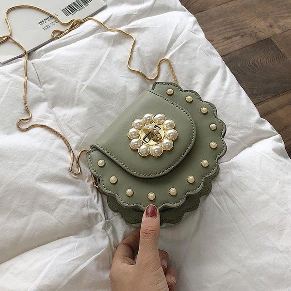 female pearl pu leather crossbody bags for women 2020 chain shoulder messenger bag ladies hand sling luxury handbags designer
female pearl pu leather crossbody bags for women 2020 chain shoulder messenger bag ladies hand sling luxury handbags designer