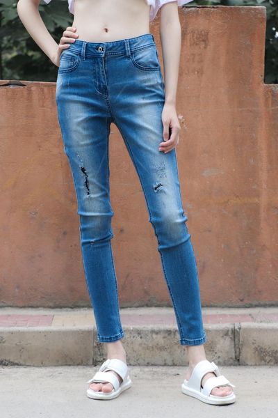 new women's straight jeans in summer 2020, Blue