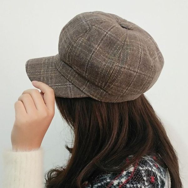 2020 fashion cap women british style casual beret plaid woolen octagonal hat outdoor plaid print painter hat winter x, Blue;gray
2020 fashion cap women british style casual beret plaid woolen octagonal hat outdoor plaid print painter hat winter x, Blue;gray
