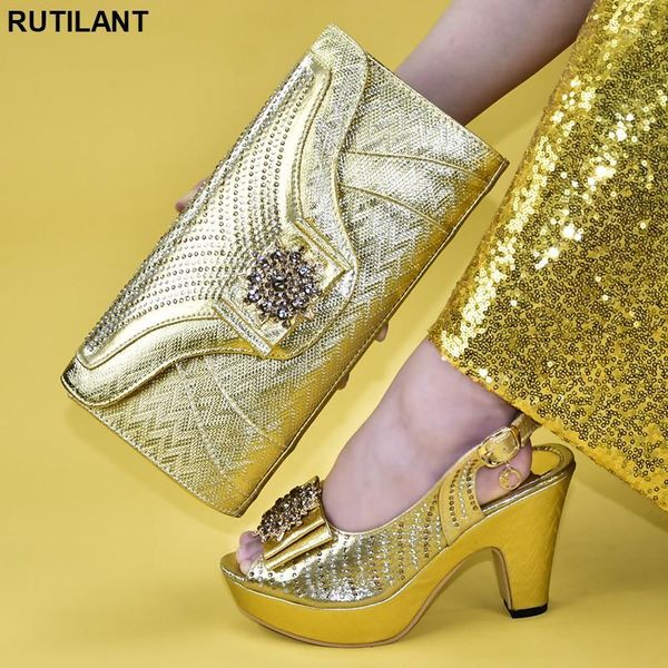 dress shoes nigerian women wedding and bag set decorated with appliques 2021 high heels buckle strap1, Black
dress shoes nigerian women wedding and bag set decorated with appliques 2021 high heels buckle strap1, Black