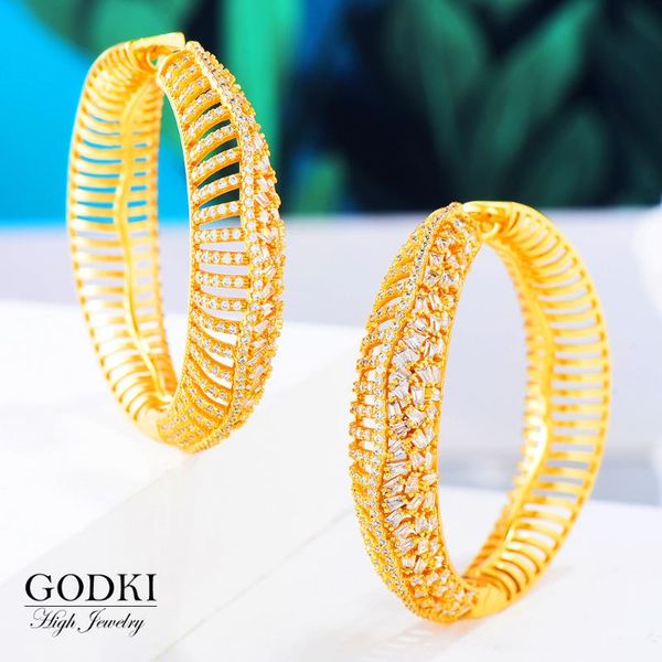hoop & huggie godki luxury 3 tone cubic zircon cz statement big earrings for women wedding dubai bridal round circle 2021, Golden;silver
hoop & huggie godki luxury 3 tone cubic zircon cz statement big earrings for women wedding dubai bridal round circle 2021, Golden;silver