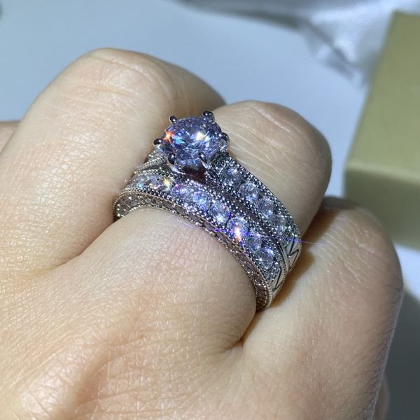 рождественские нынешниковые кольца 14kt белое золото наполнить круглый разрез белый топаз cz алмазные драгоценные камни партии ретро женщины, Slivery;golden
рождественские нынешниковые кольца 14kt белое золото наполнить круглый разрез белый топаз cz алмазные драгоценные камни партии ретро женщины, Slivery;golden