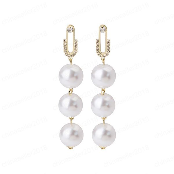 silver needle new retro elegant earrings female korean french exquisite round gemstone crystal earrings
silver needle new retro elegant earrings female korean french exquisite round gemstone crystal earrings