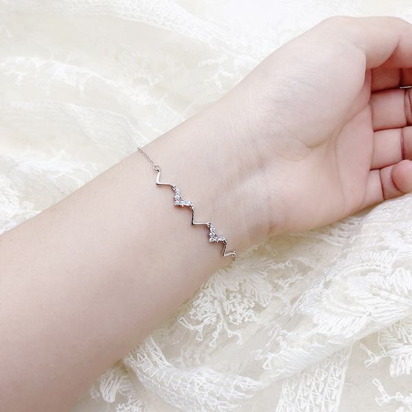 s925 sterling silver braceletdiamond braceletfemale korean fashion bracelet geometric electrogram inlaid with diamond silver bracelet 7hhmk, Golden;silver
s925 sterling silver braceletdiamond braceletfemale korean fashion bracelet geometric electrogram inlaid with diamond silver bracelet 7hhmk, Golden;silver