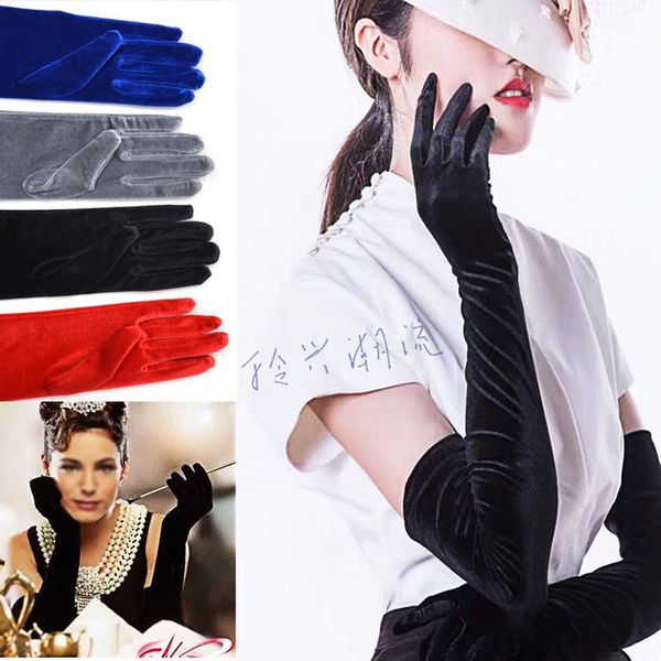 60cm autumn / winter hepburn gloves ladies long black velvet evening dress performance reception, Blue;gray
60cm autumn / winter hepburn gloves ladies long black velvet evening dress performance reception, Blue;gray