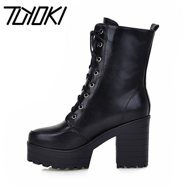 boots tuyoki women mid calf winter keep warm shoes square heels cross strap platform footwear female size 33-43, Black
boots tuyoki women mid calf winter keep warm shoes square heels cross strap platform footwear female size 33-43, Black